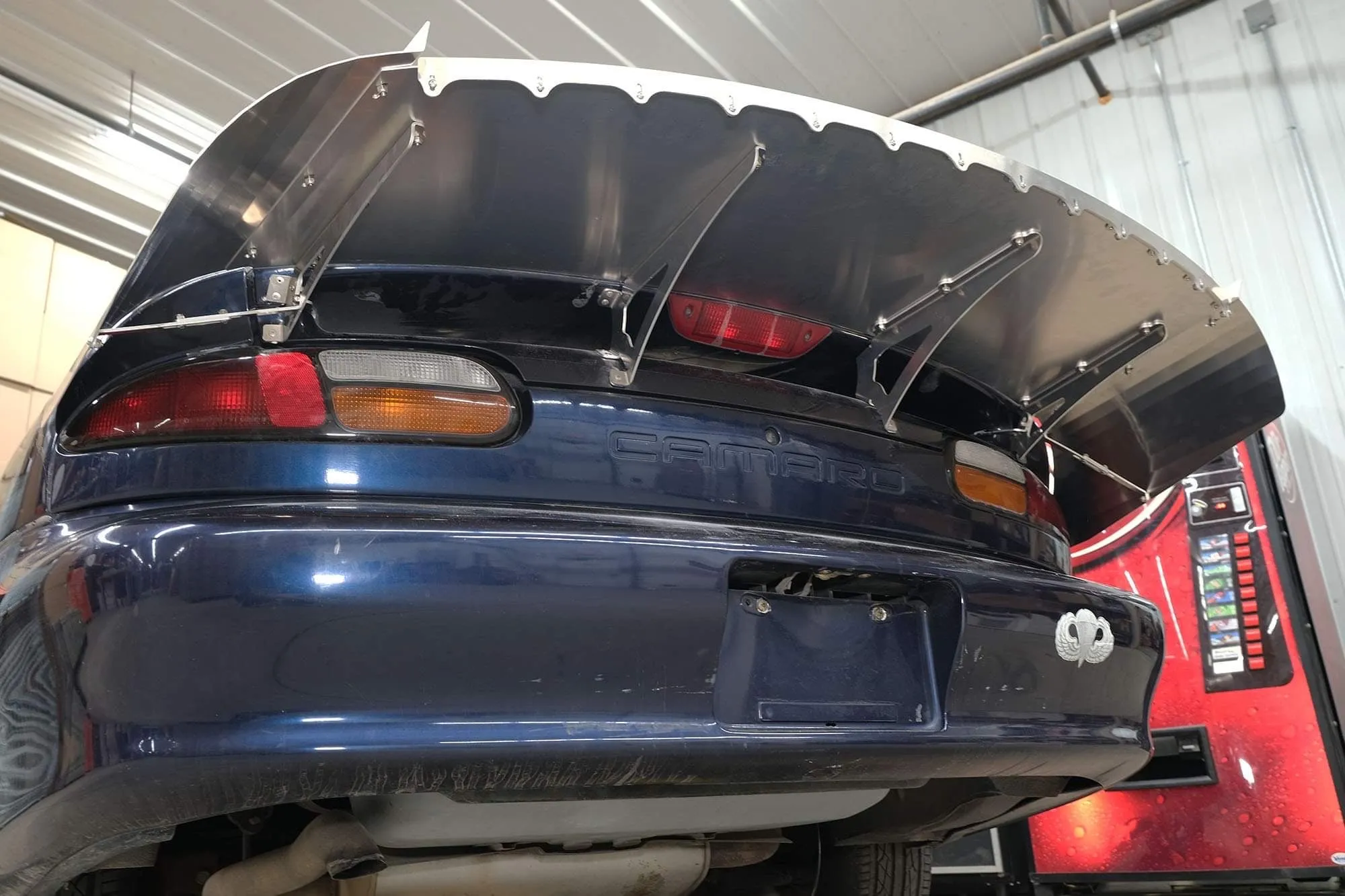 1993-2002 4th Gen Camaro 15" Strutless Drag Wing w/ Adjustable Wicker 31-180