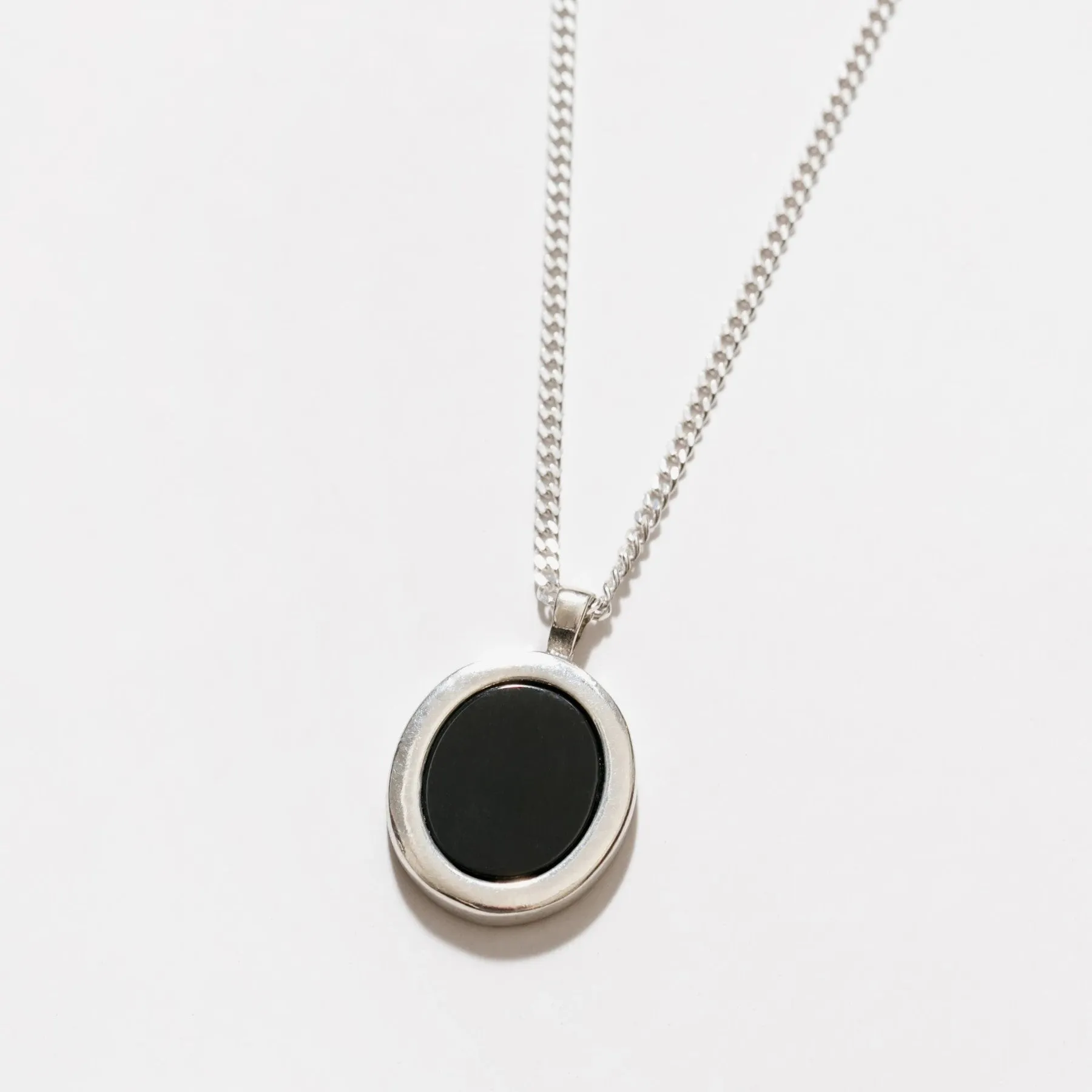 20" Tosh Circle Pendant Necklace (Silver   Black)
