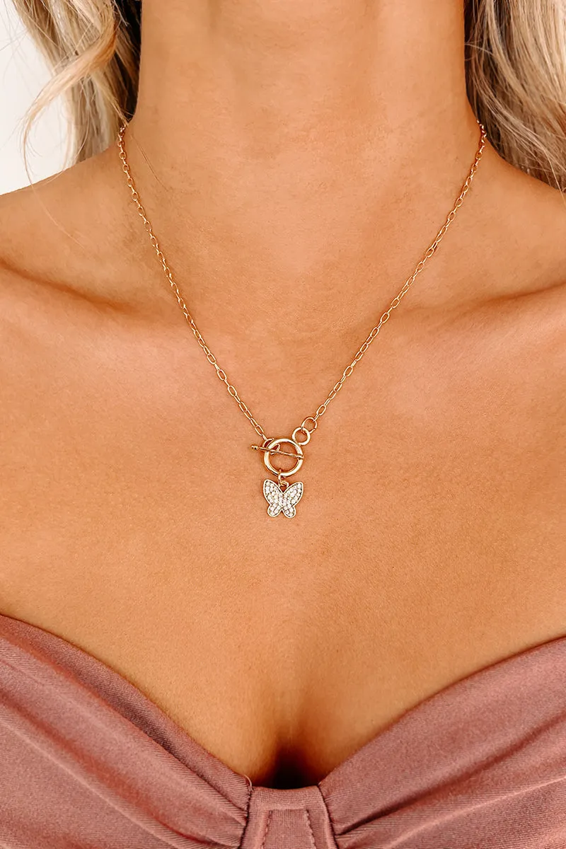 Acting Flippant Pendant Necklace (Gold)