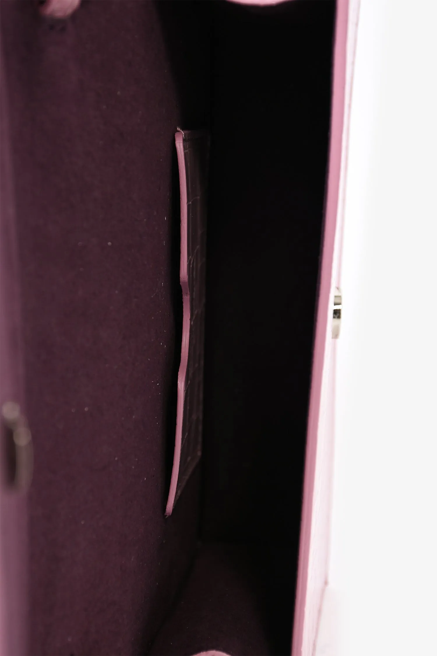 Alexander McQueen Mauve Leather Skull Chain Crossbody