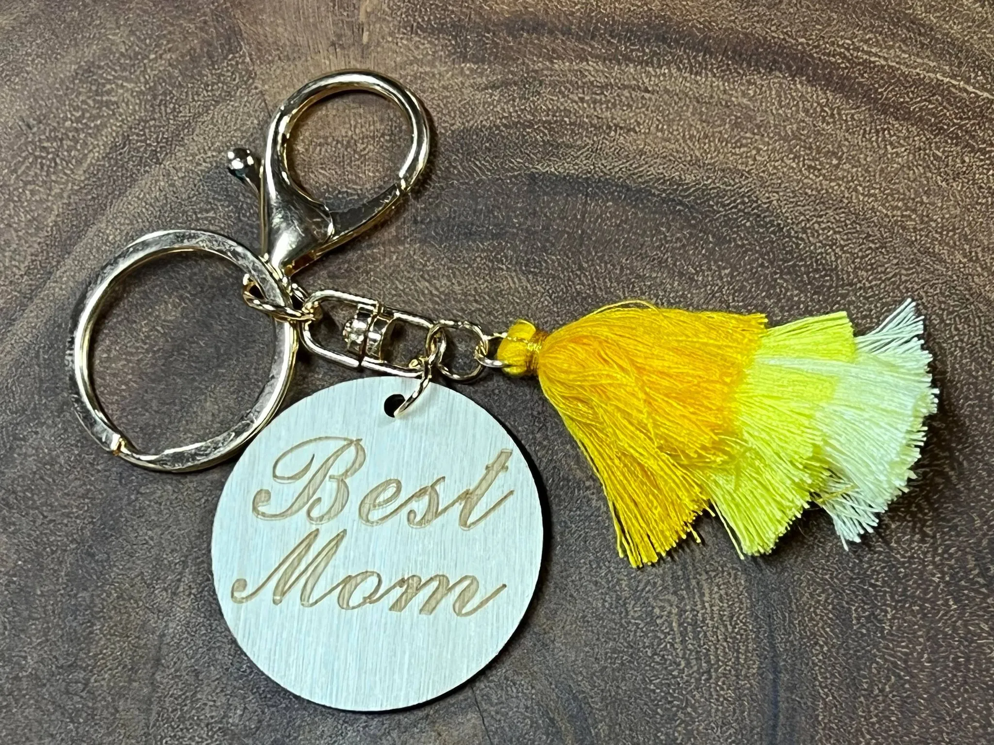 Best Mom Keyring with Yellow Tassel