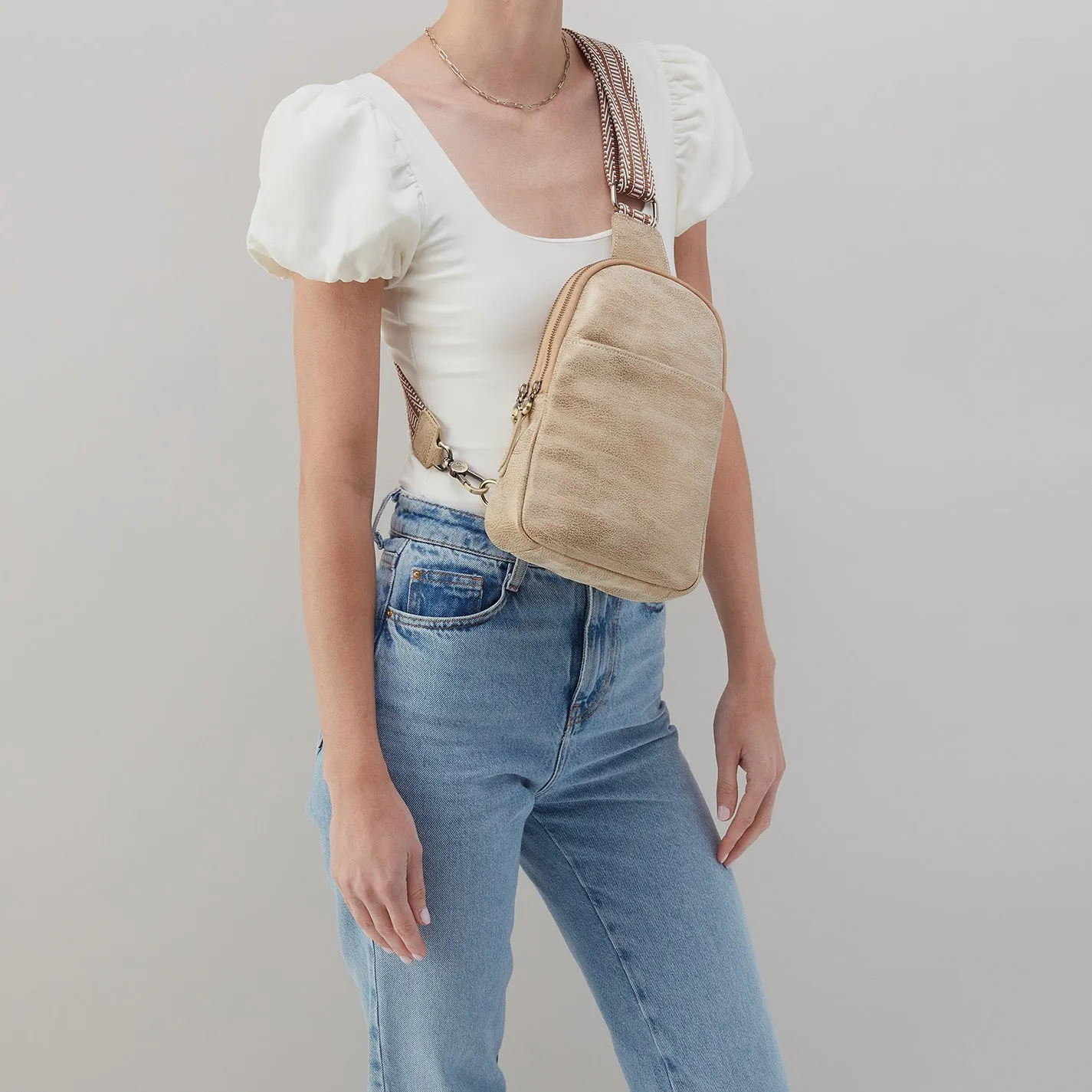 Cass Sling in Metallic Leather - Gold Leaf