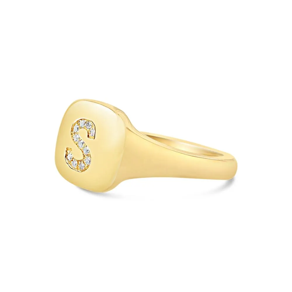 DIAMOND LETTER SIGNET RING