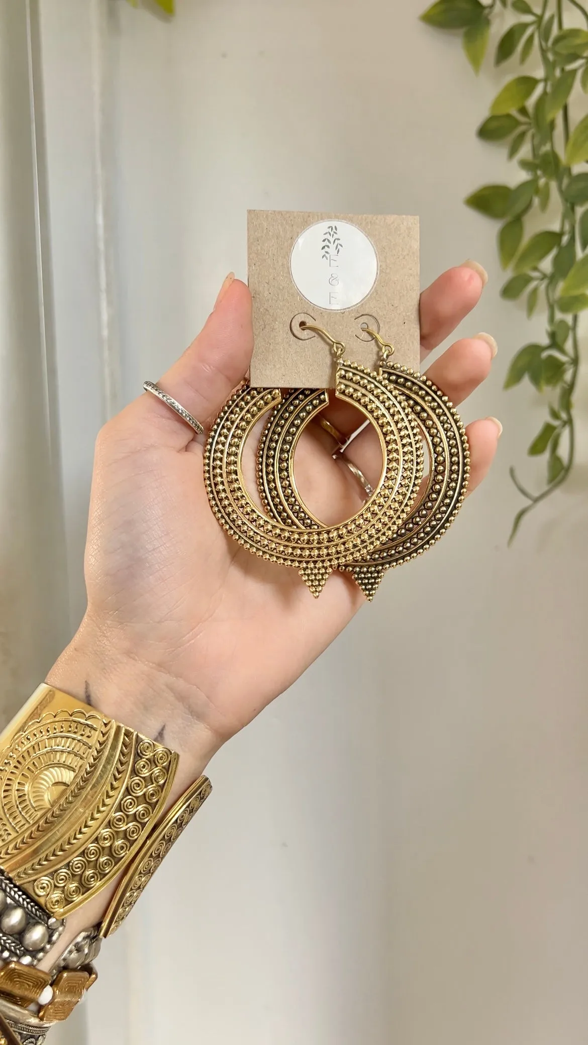 Gaias Secret • Hoop Ear Hangers