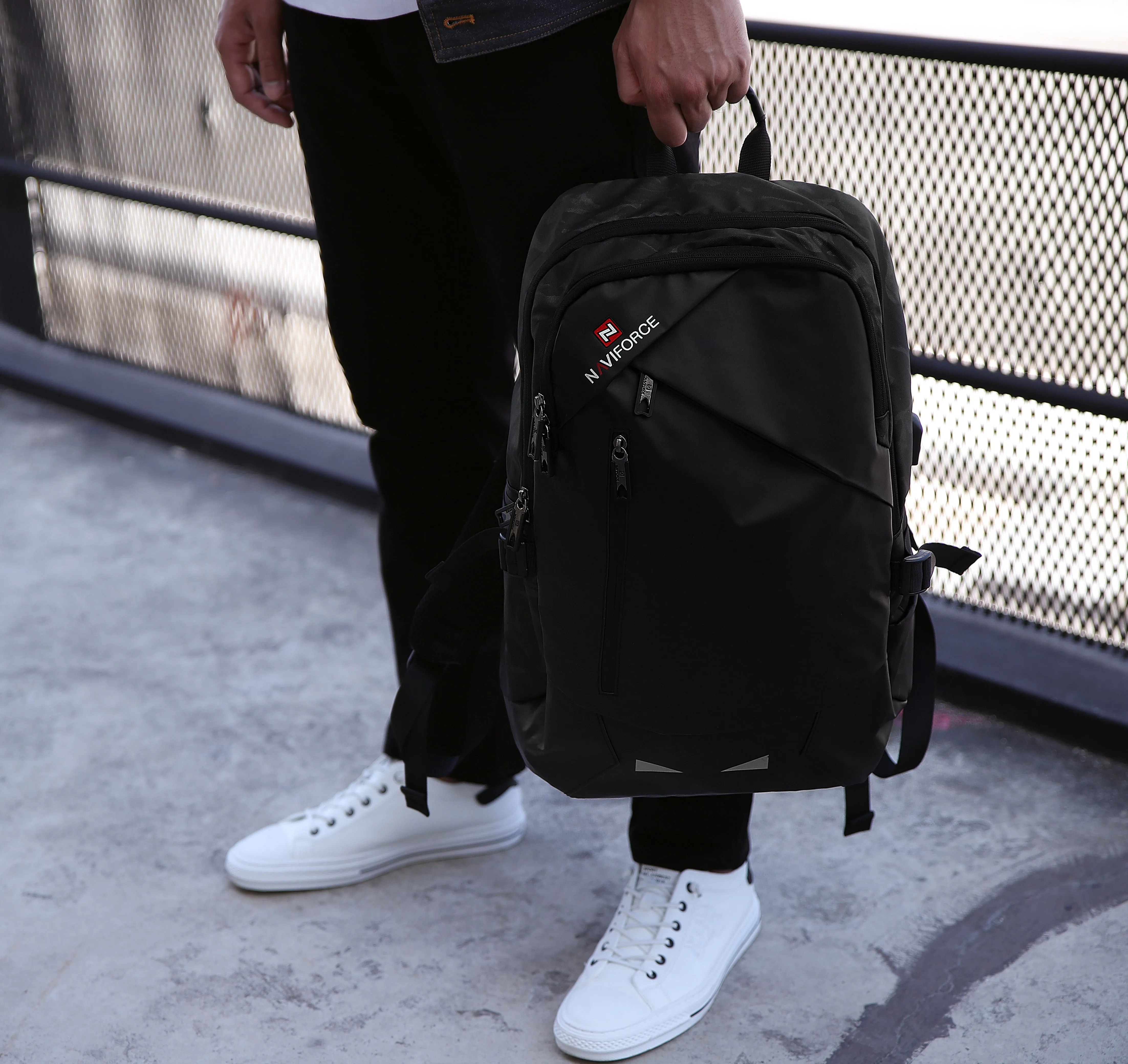 NAVIFORCE Fashion Luxury Business Backpacks High Quality PU Waterproof Travel Bag Laptop Backpack With USB Charging Hole NFB6807