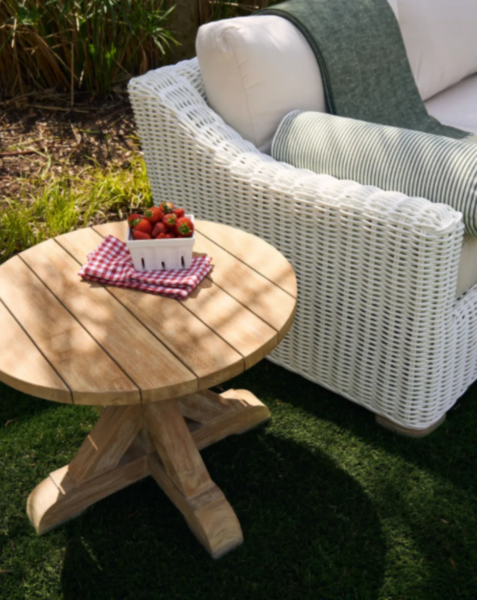 Newport Outdoor 7-Piece Sectional