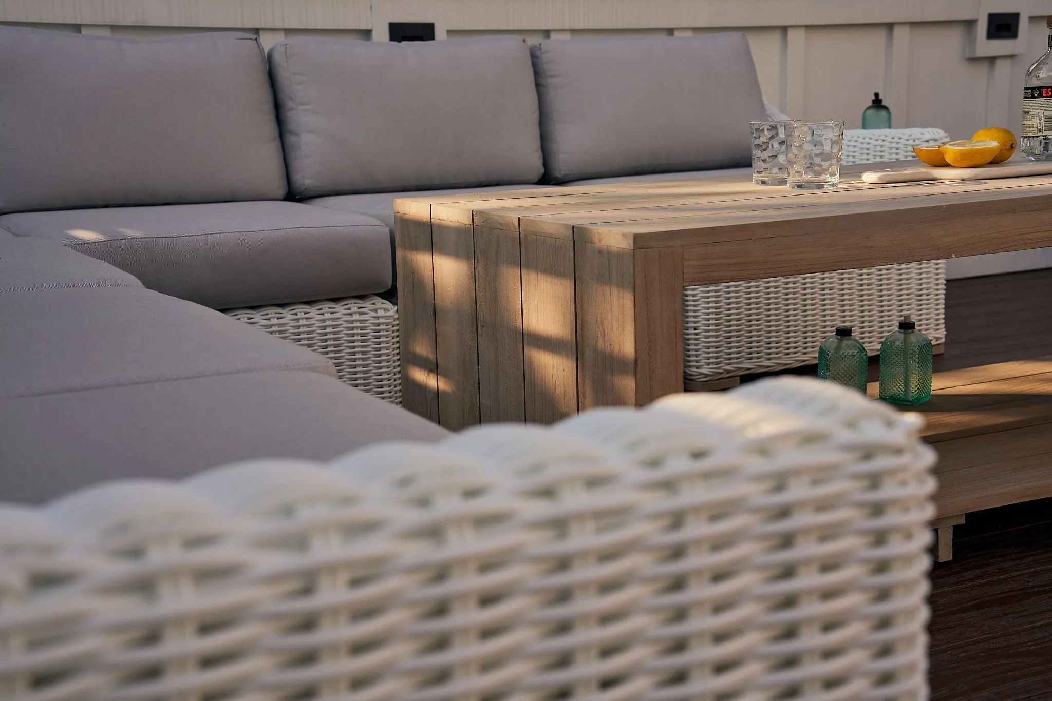 Newport Outdoor 7-Piece Sectional