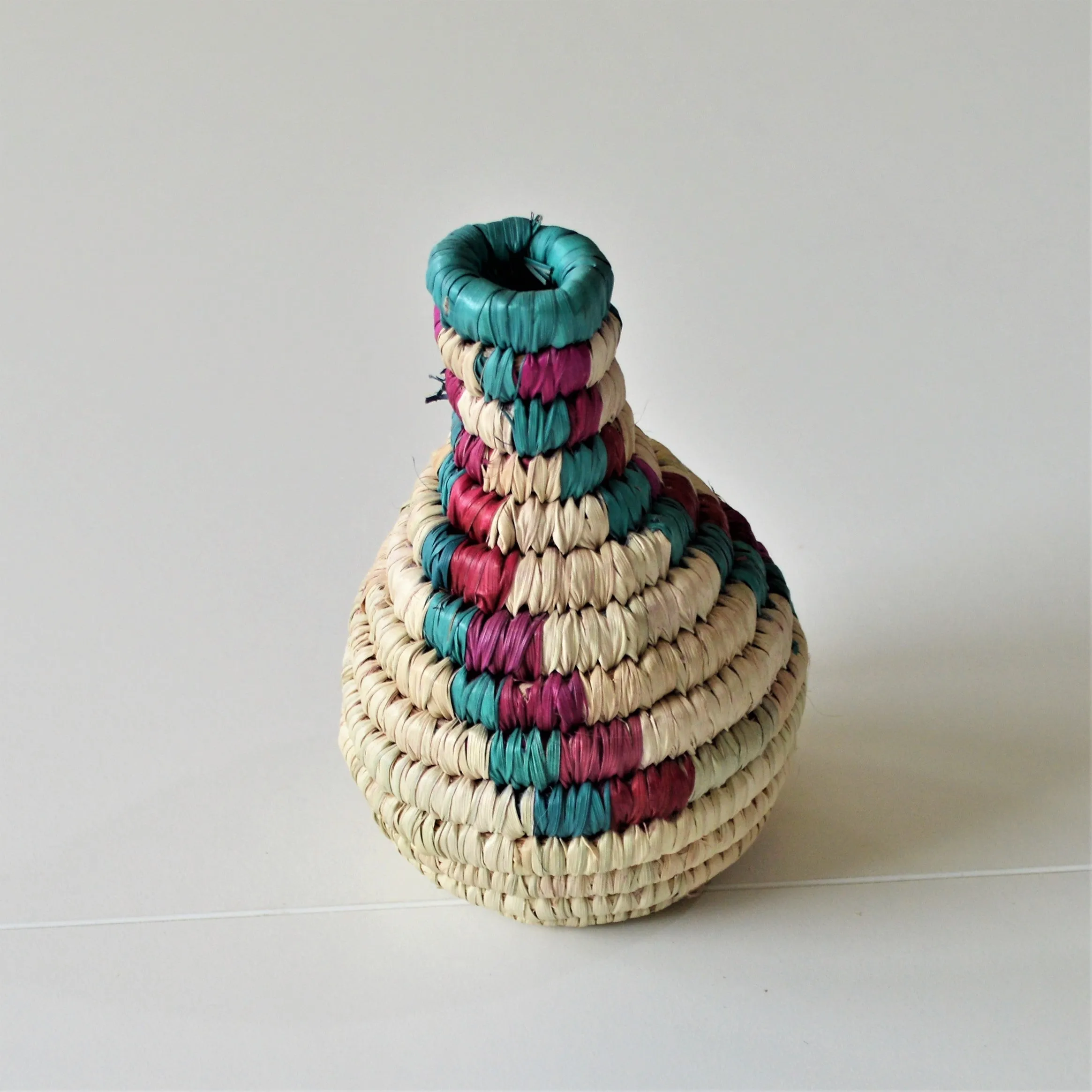 Palm leaf vase, Woven wicker vase
