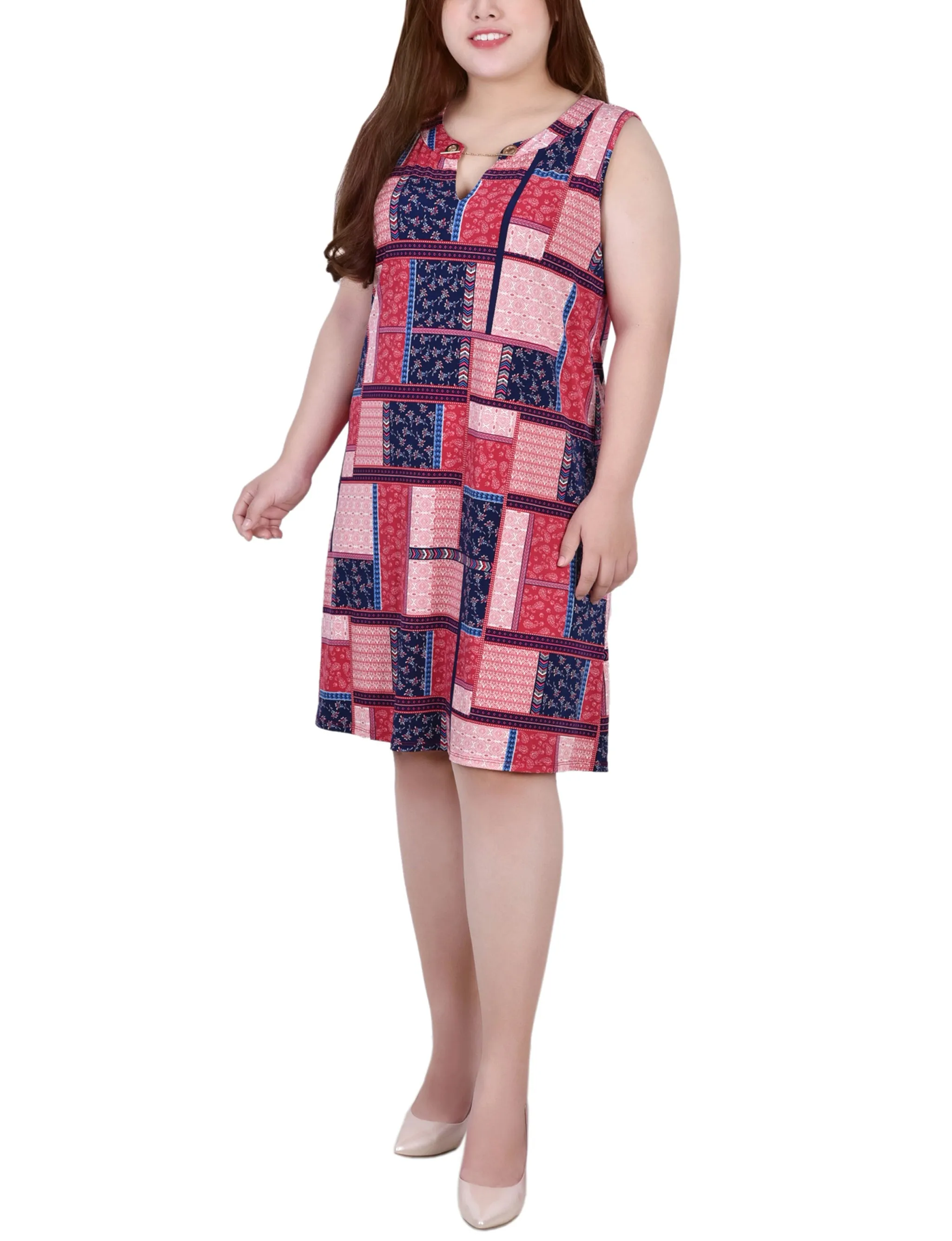 Plus Size Sleeveless Keyhole Dress With Hardware